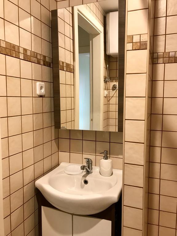 Hotel Jelita Nida Luaran gambar